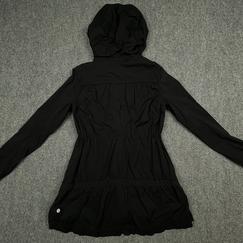 Lululemon Apres Practice Jacket Womens‎ 6 Black Hooded Drawstring Waist Anorak - Picture 3 of 13